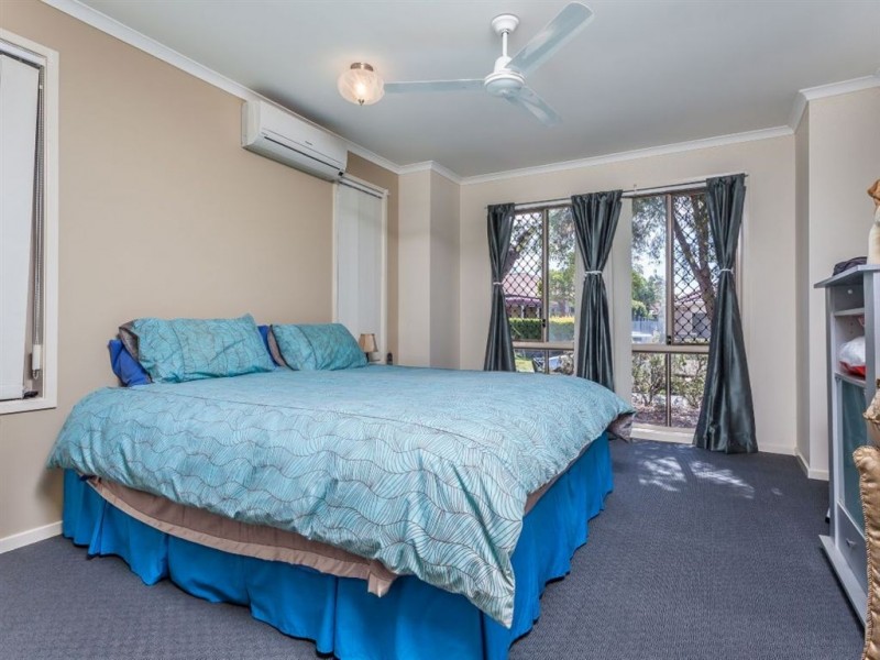 8 Standish Street, North Lakes QLD 4509