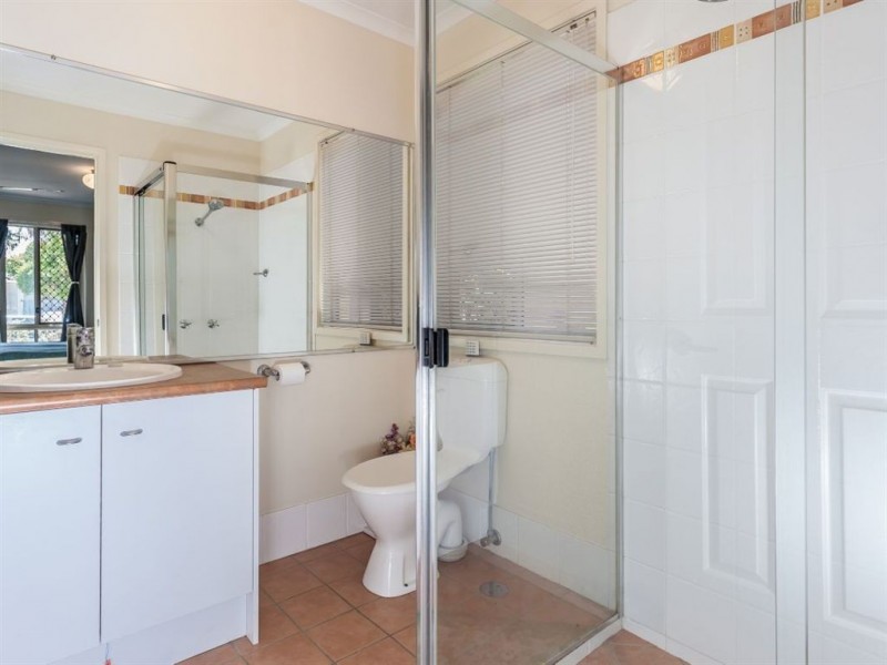 8 Standish Street, North Lakes QLD 4509