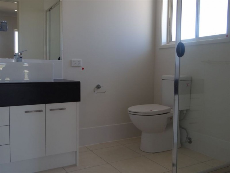 2 Shoreacres Street, North Lakes QLD 4509