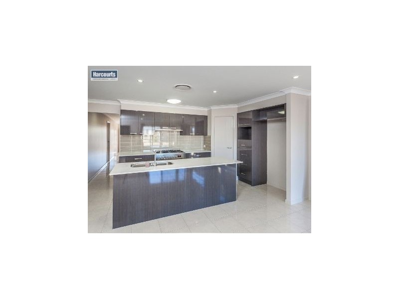 19 Nullabor Circuit, North Lakes QLD 4509