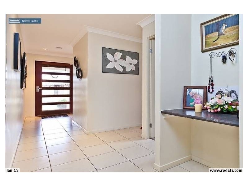 8 Chrysler parade, North Lakes QLD 4509