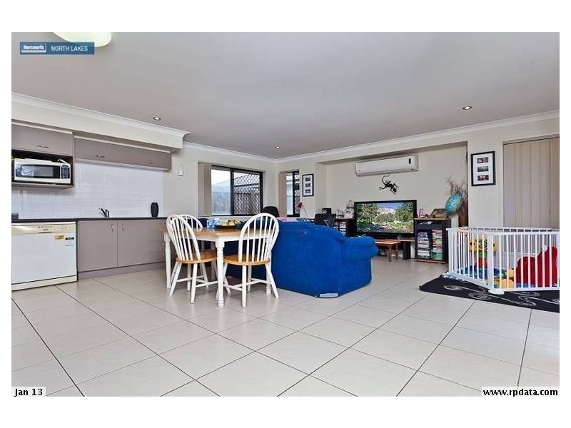 8 Chrysler parade, North Lakes QLD 4509
