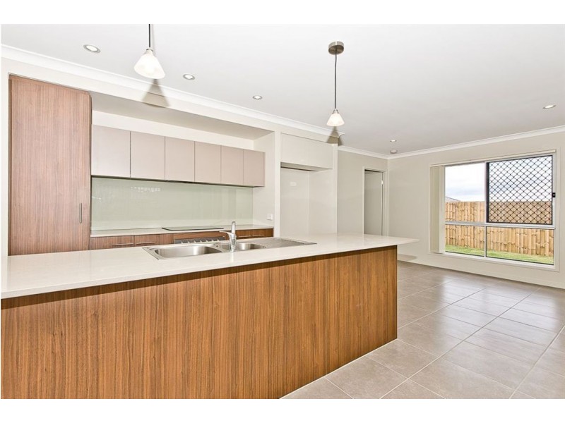 40 Expedition Drive, North Lakes QLD 4509