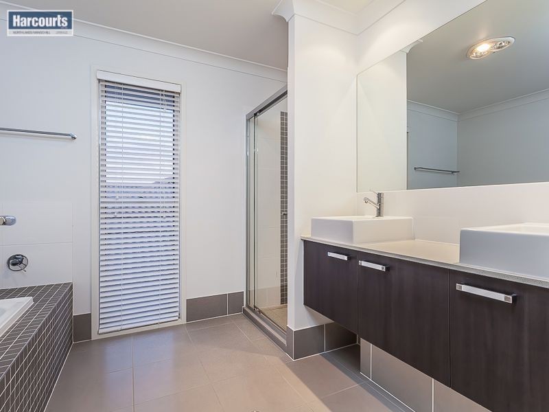 10 Carmody Parade, North Lakes QLD 4509