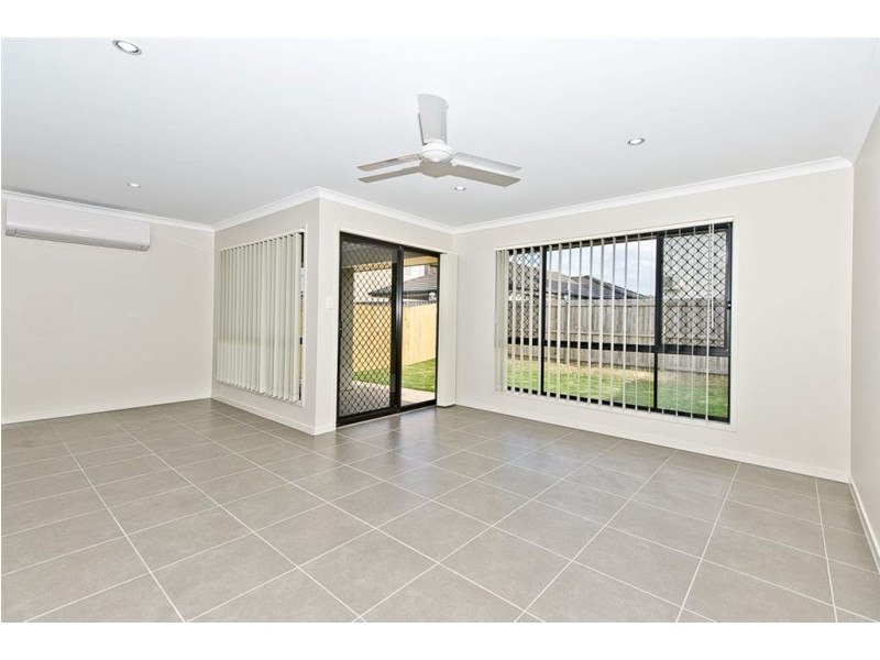 38 Cowen Terrace, North Lakes QLD 4509