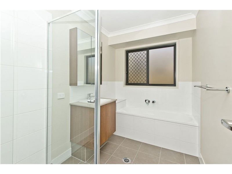 38 Cowen Terrace, North Lakes QLD 4509