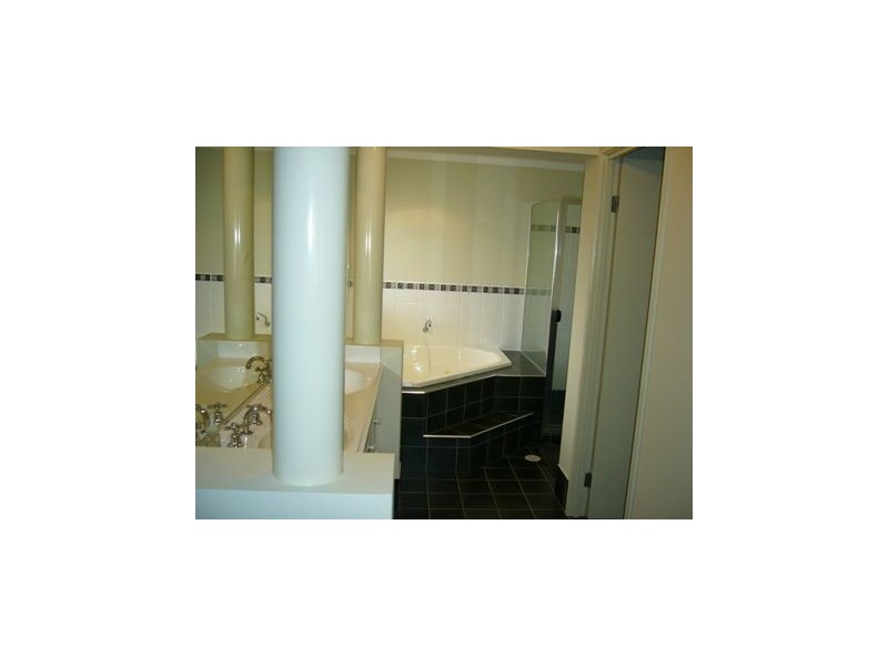 5 Pearson Court, North Lakes QLD 4509