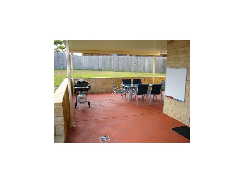 5 Pearson Court, North Lakes QLD 4509