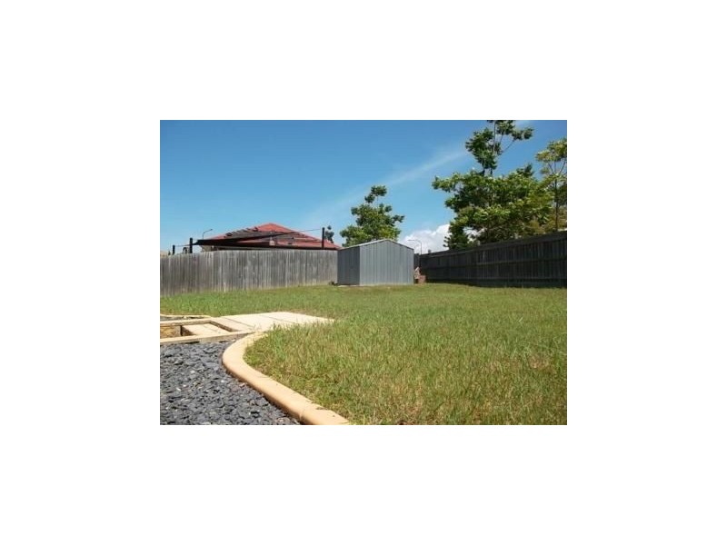 5 Pearson Court, North Lakes QLD 4509