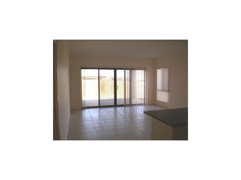 4 Highcliffe  Street, North Lakes QLD 4509