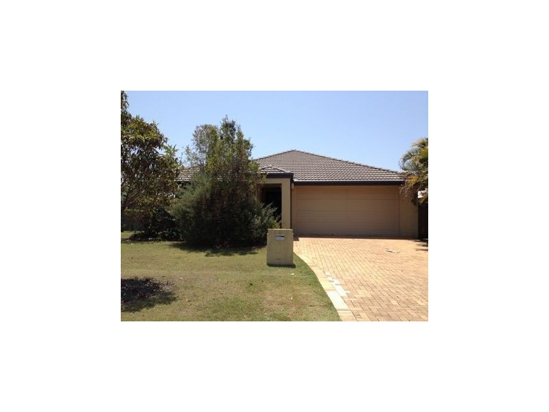 3 Sandpiper Ave, North Lakes QLD 4509