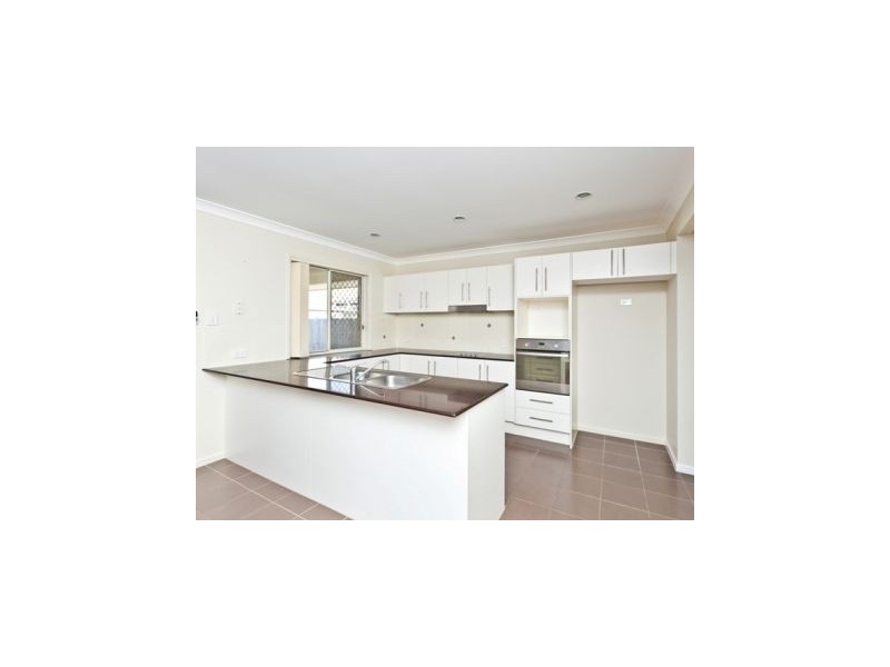 4 Montgomerie Parade, North Lakes QLD 4509