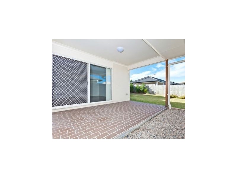 4 Montgomerie Parade, North Lakes QLD 4509