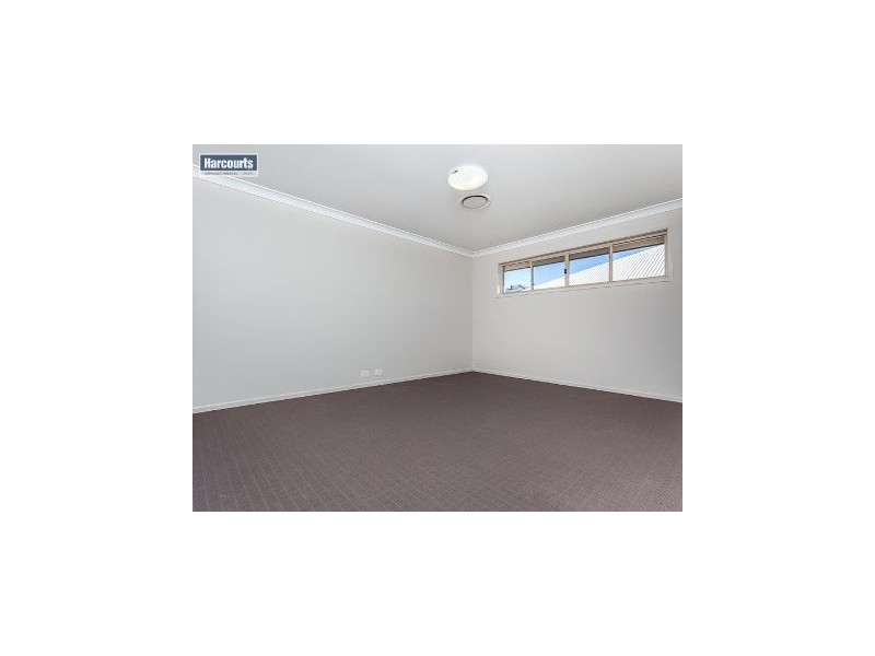 19 Nullarbor Circuit, North Lakes QLD 4509