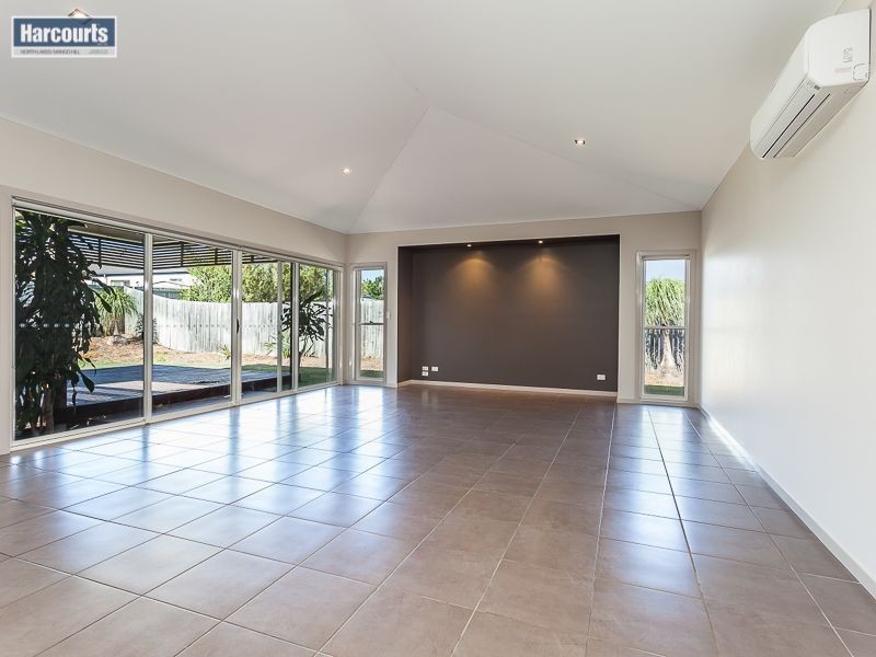 128 Copeland Drive, North Lakes QLD 4509