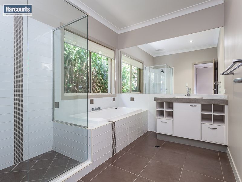 128 Copeland Drive, North Lakes QLD 4509
