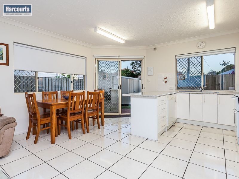 1/10 Caroline Street, Woody Point QLD 4019