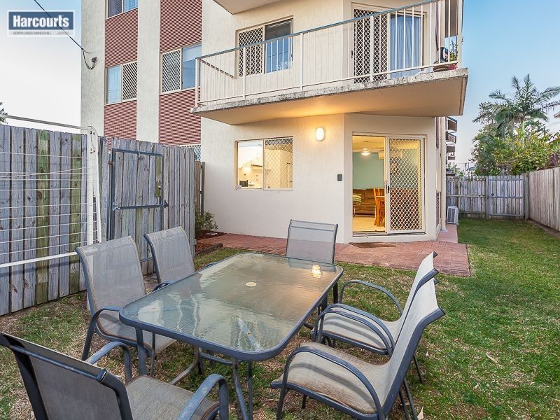 1/10 Caroline Street, Woody Point QLD 4019