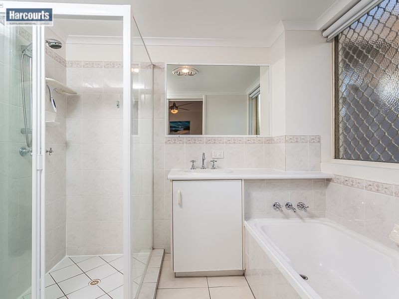 1/10 Caroline Street, Woody Point QLD 4019