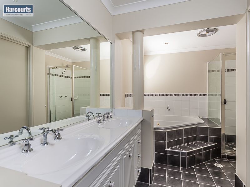 5 Pearson Court, North Lakes QLD 4509