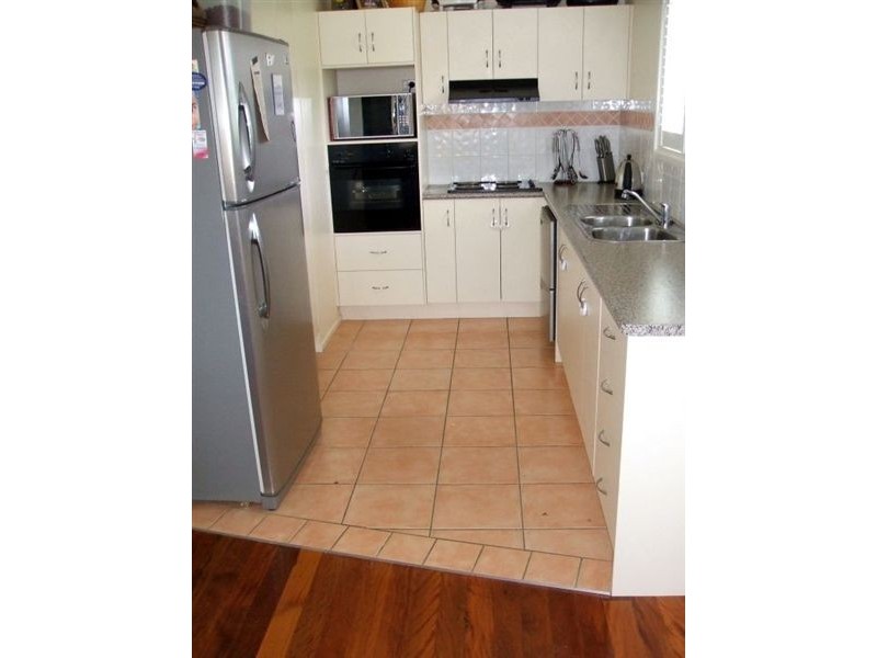 33 Paul Street, Kallangur QLD 4503