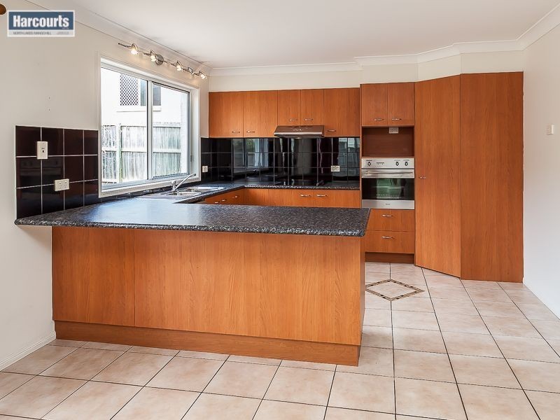 42 Lochside Drive, North Lakes QLD 4509