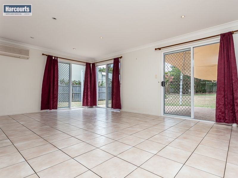 42 Lochside Drive, North Lakes QLD 4509