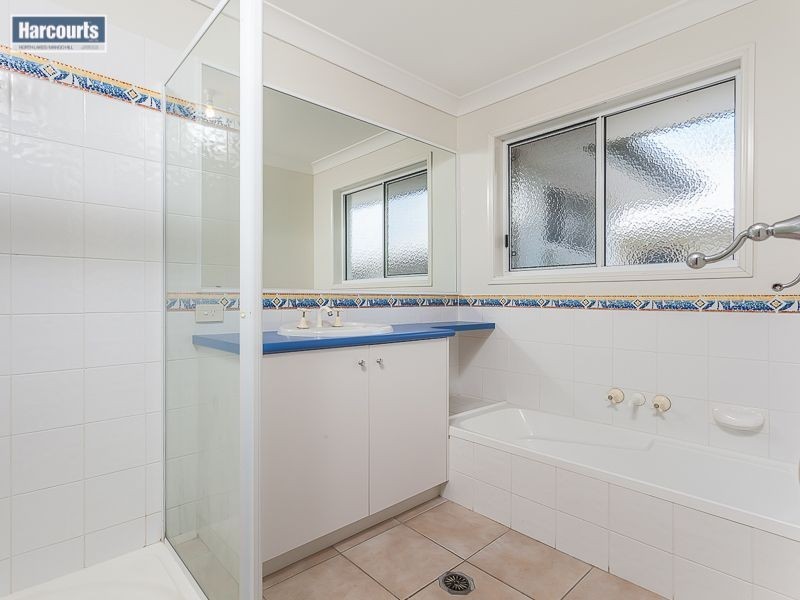 42 Lochside Drive, North Lakes QLD 4509