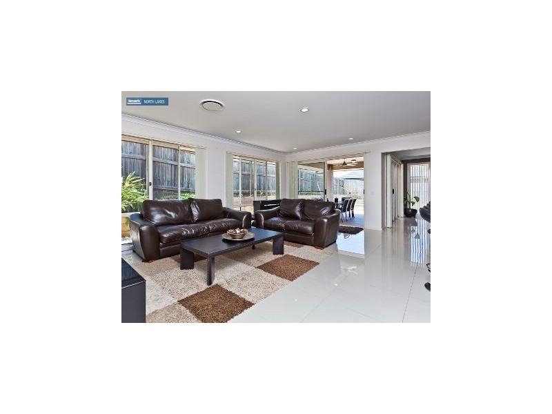 42 Menara Circuit, North Lakes QLD 4509