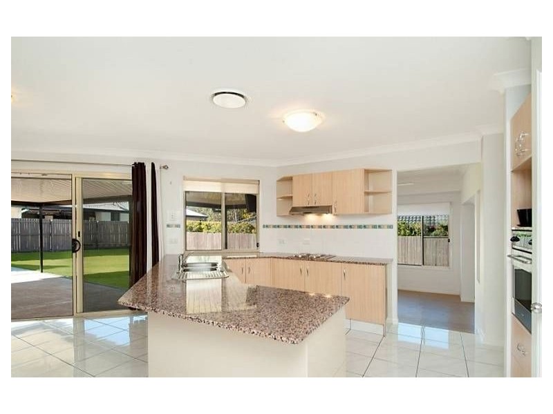 4 Morwell Crescent, North Lakes QLD 4509