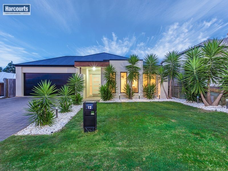 12 Eaton Close, North Lakes QLD 4509