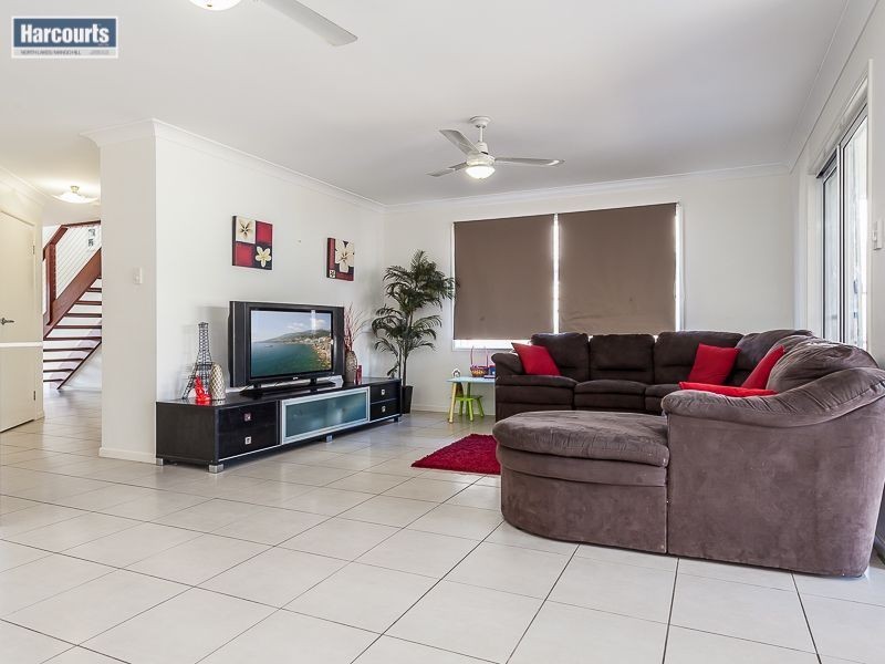 40 Mackintosh Drive, North Lakes QLD 4509