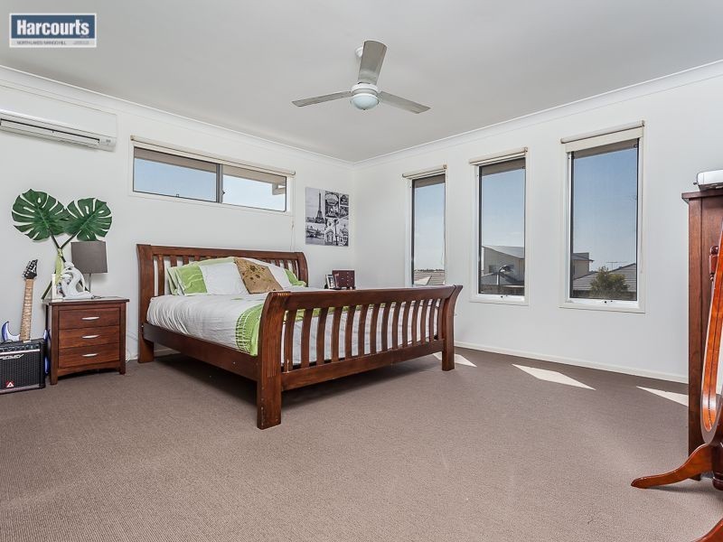 40 Mackintosh Drive, North Lakes QLD 4509