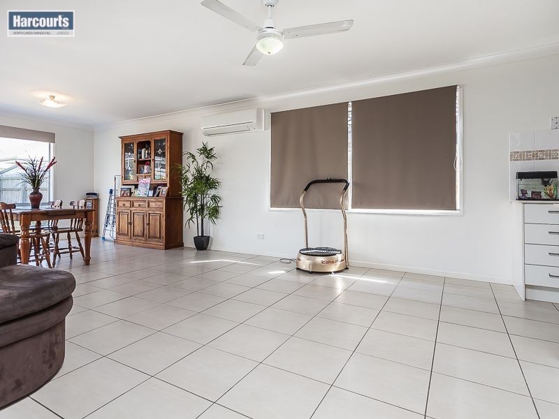 40 Mackintosh Drive, North Lakes QLD 4509