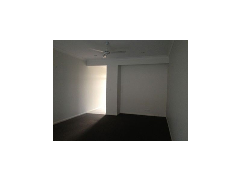 2/5 Kangaroo Street, North Lakes QLD 4509