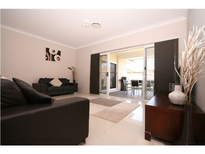 7 Silkyoak Court, North Lakes QLD 4509