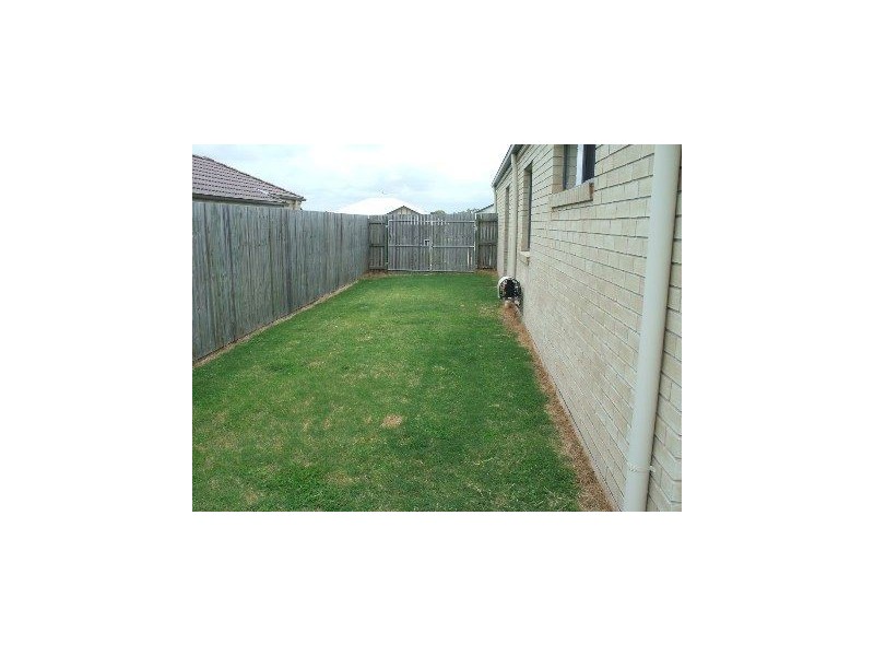 22 Amity Drive, Rothwell QLD 4022