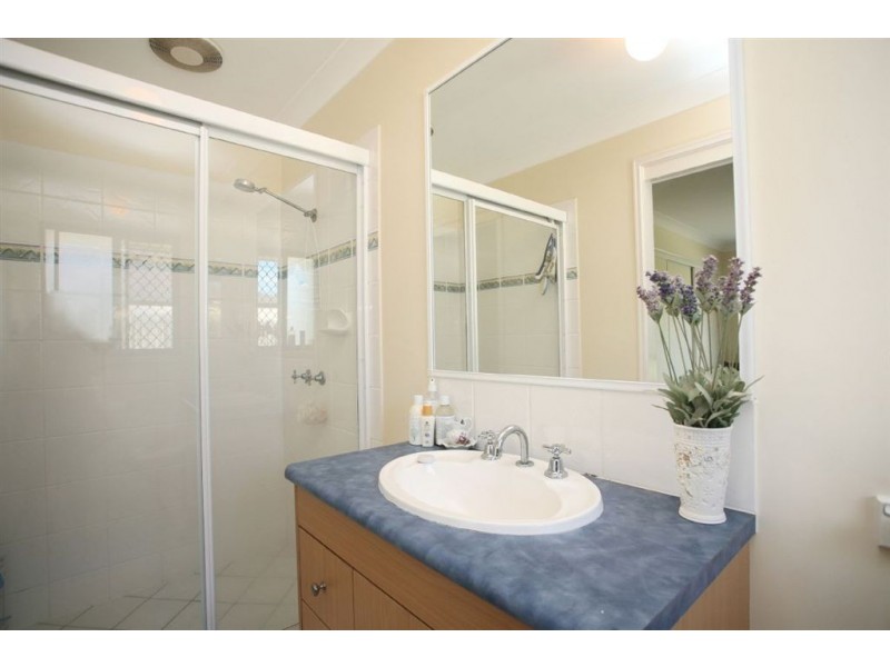 4 Samson Street, North Lakes QLD 4509