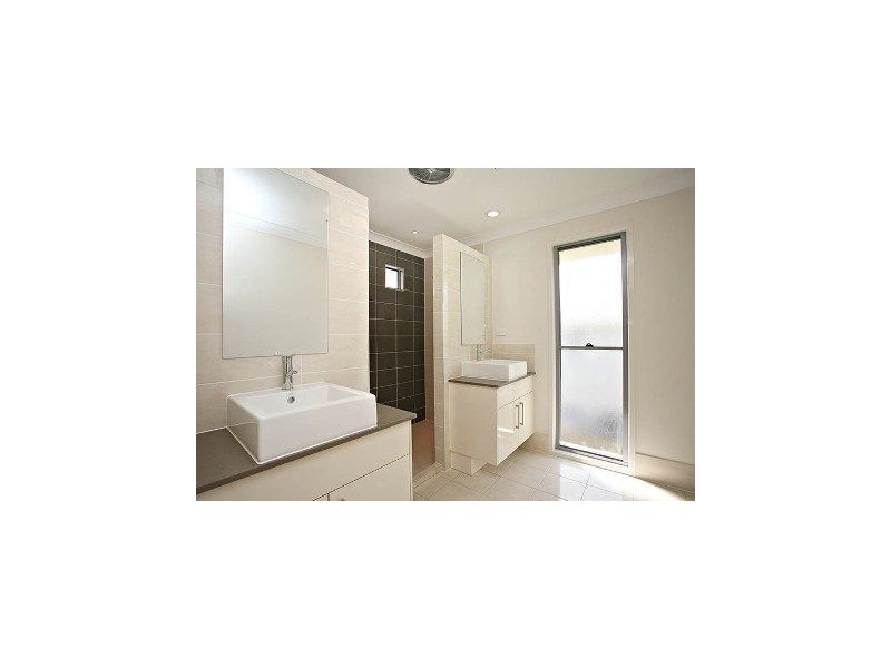 30 Augusta Parade, North Lakes QLD 4509