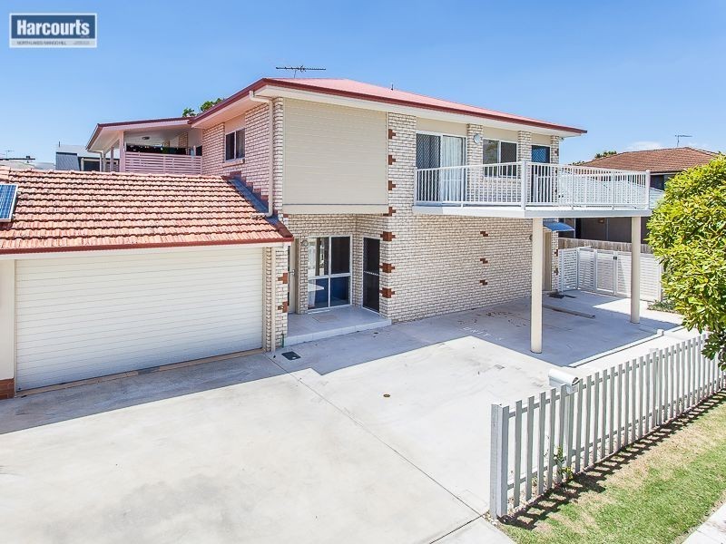 2/58 Kate Street, Woody Point QLD 4019