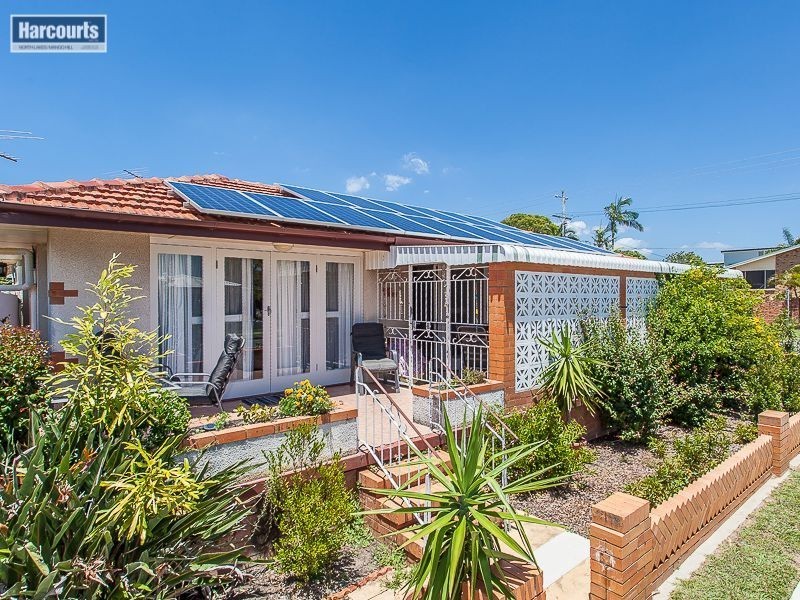 2/58 Kate Street, Woody Point QLD 4019