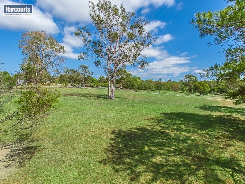 483 Moore Road, Kurwongbah QLD 4503