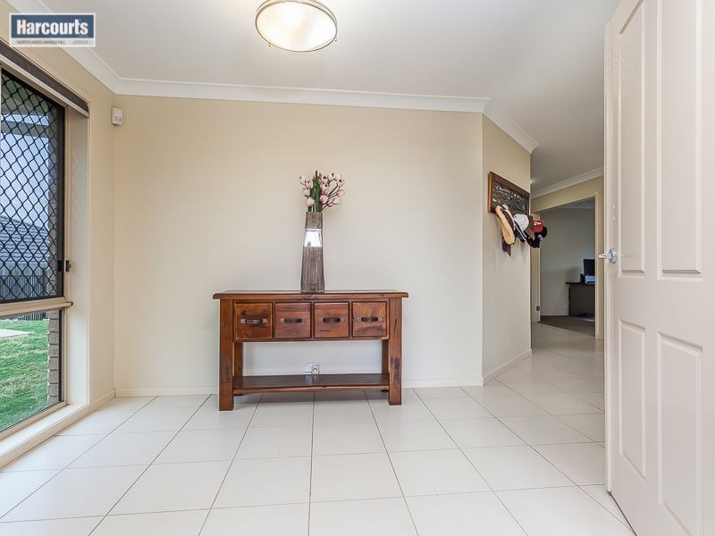 29 Sears Parade, North Lakes QLD 4509