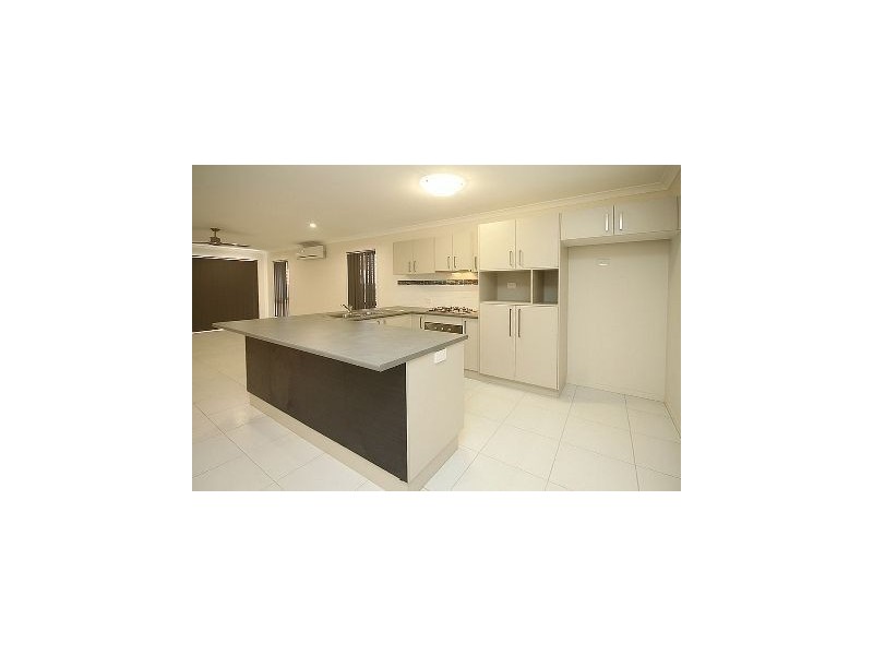19 Nocturnal Promenade, Narangba QLD 4504