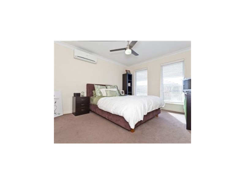 3 Sorrento Street, North Lakes QLD 4509