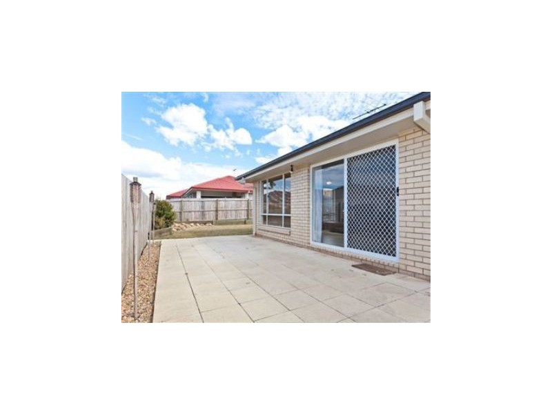 3 Sorrento Street, North Lakes QLD 4509