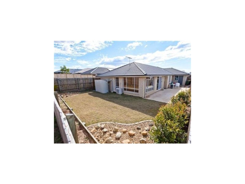3 Sorrento Street, North Lakes QLD 4509
