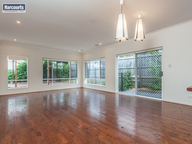 9 Hetherington Street, North Lakes QLD 4509