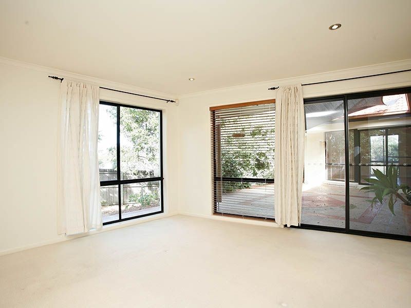 12 Songlark Court, Mango Hill QLD 4509