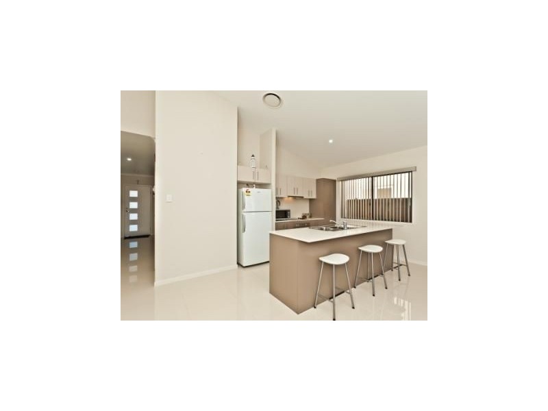 70 Daintree cir, North Lakes QLD 4509